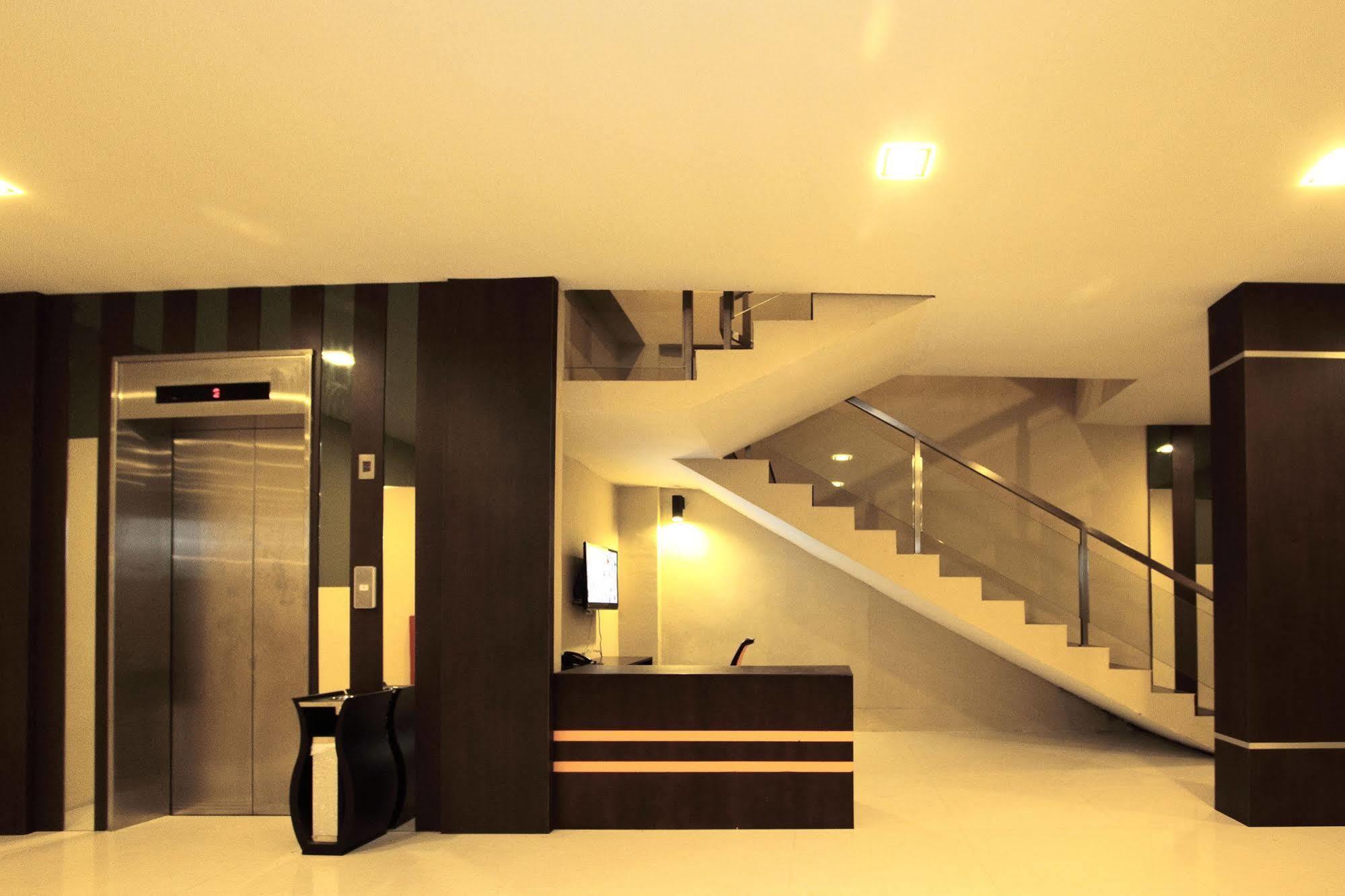 Nagoya One Hotel Ngoại thất bức ảnh